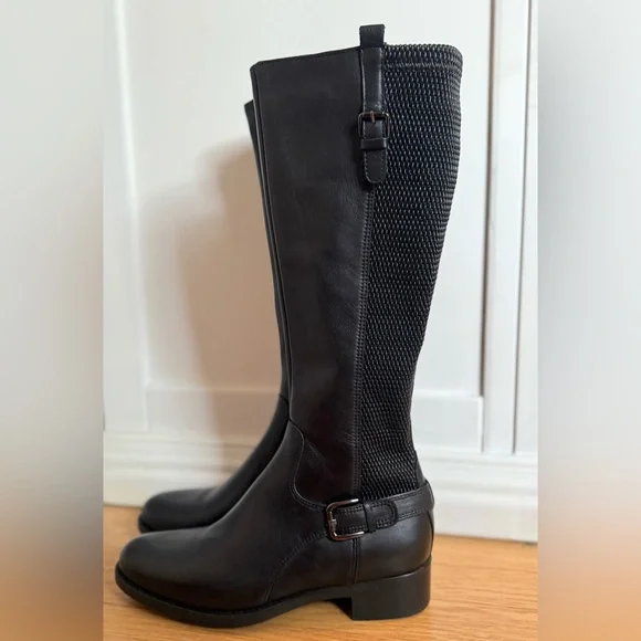 NWOT La Canadienne Designer Women’s Jimmy Equestrian Knee-High Boot. Size 9